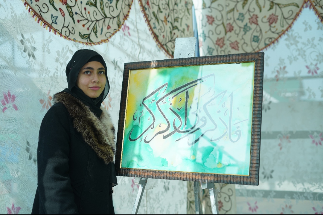 Meet 18-Year-old Yousra, The Youngest Art Sensation of Sopore