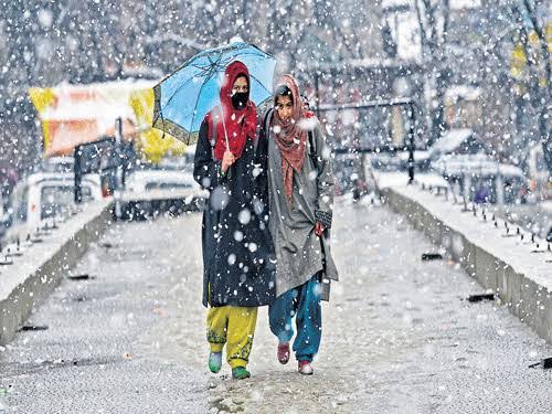 Fresh Weather Update: Kashmir to Witness More Snowfall from 27th Feb